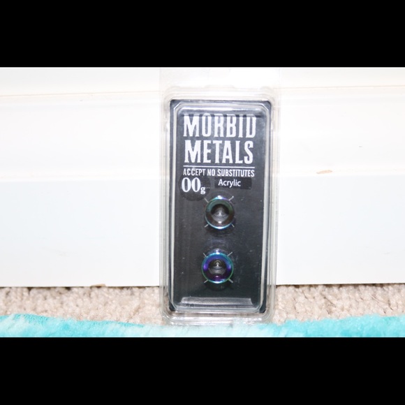 00g Hot Topic Morbid Metals Hollow Tunnels - Picture 1 of 1